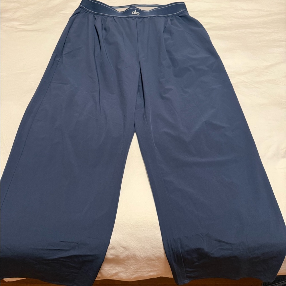 ALO Yoga Deep Blue Wide-Leg Pants